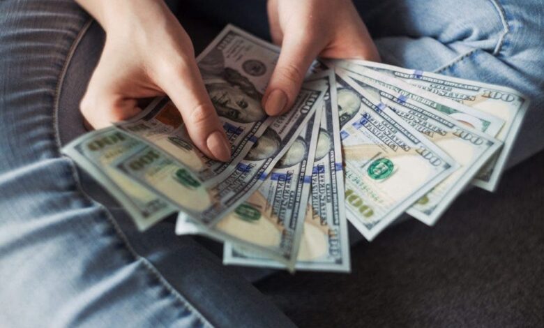 Start Investing Today: How to Get Started with Just a Few Bucks