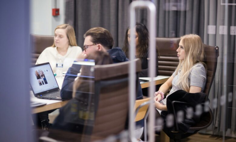 Business Ideas for Students in University to Earn Extra Money