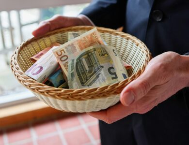 Where to Invest Money to Get Good Returnsfor Beginners and Experts